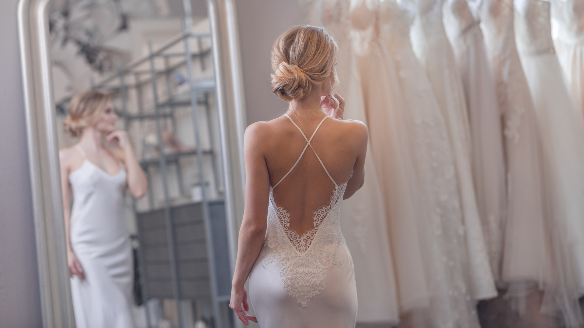 Wearing A Wedding Dress With No Bra: Backless, Strapless, & More Wearing A Wedding Dress With No Bra: Backless, Strapless, & More